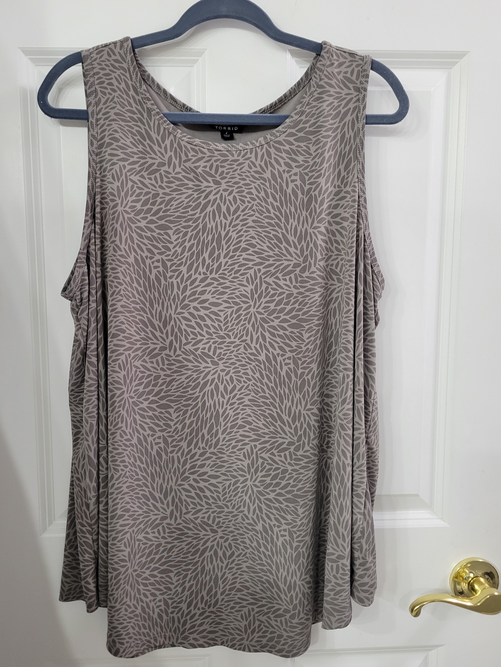 Torrid Gray Patterned Sleeveless Top Sz 2 (2Xl) Stretchy